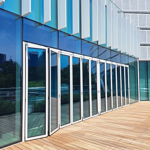 Cửa xếp cách nhiệt